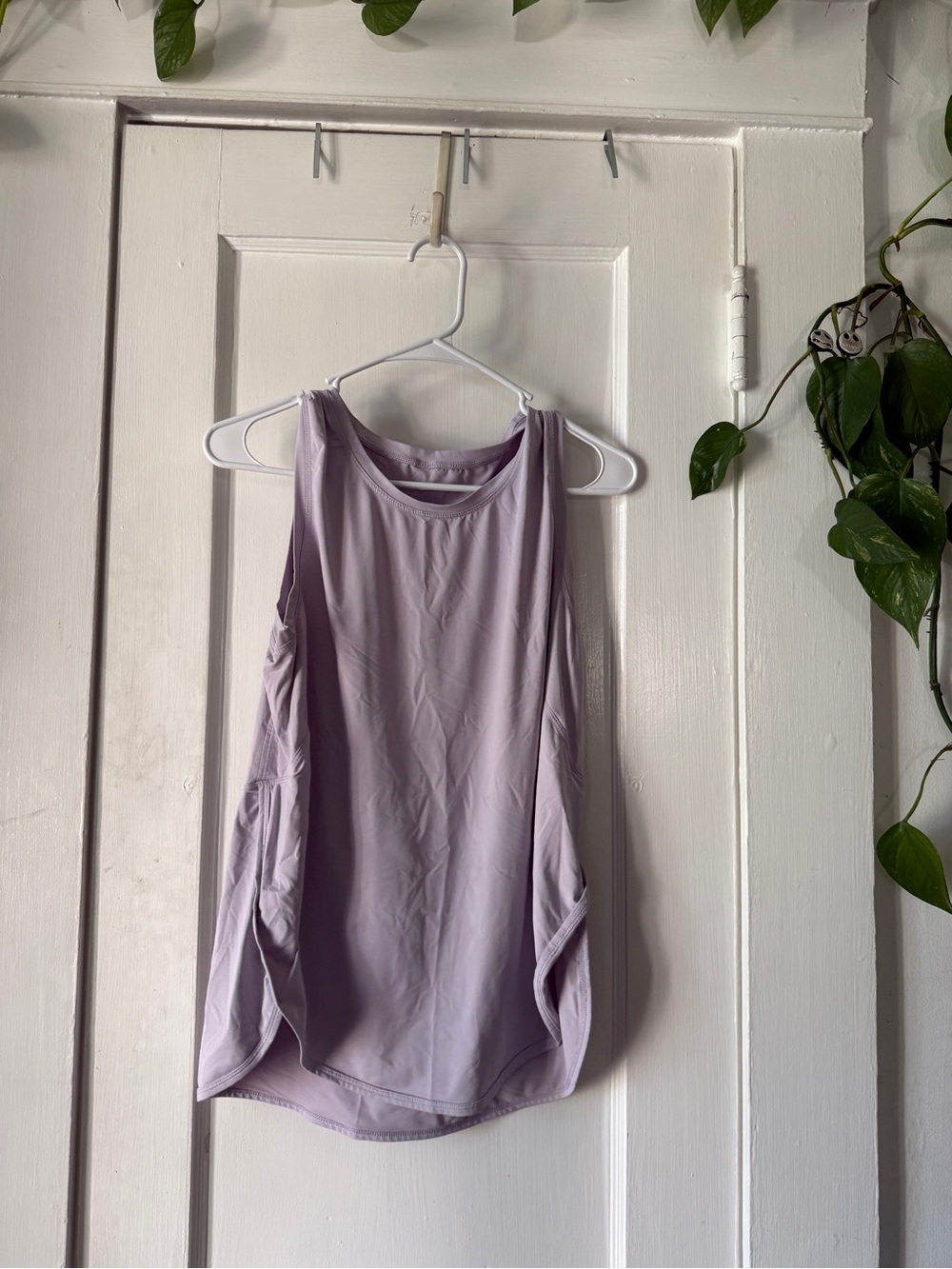 Light Lavender Sleeveless Tank Top - Women's Active Layer